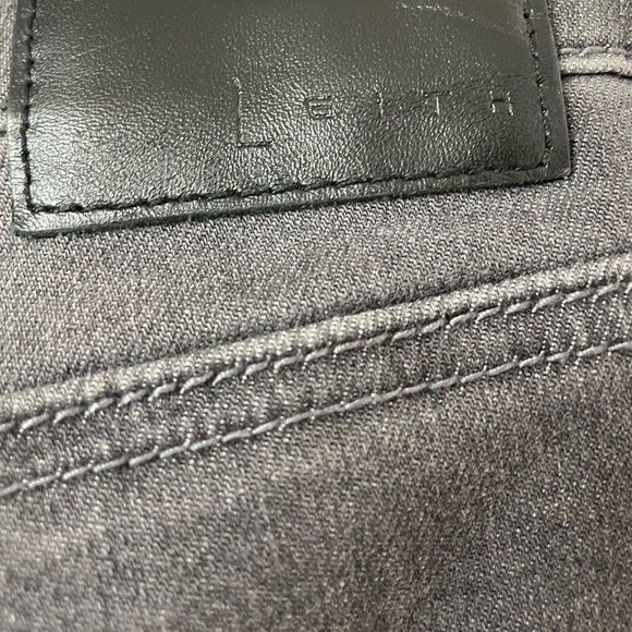 Women’s Leith High Rise Crop Flare Jeans - Picture 5 of 8